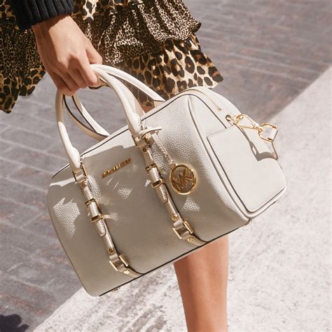 michael kors bags outlet online canada|Michael Kors Canada clearance.